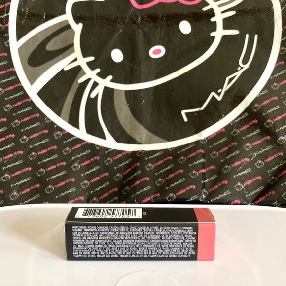 💄HP!💄MAC Frost Lipstick Angel - Picture 10 of 11